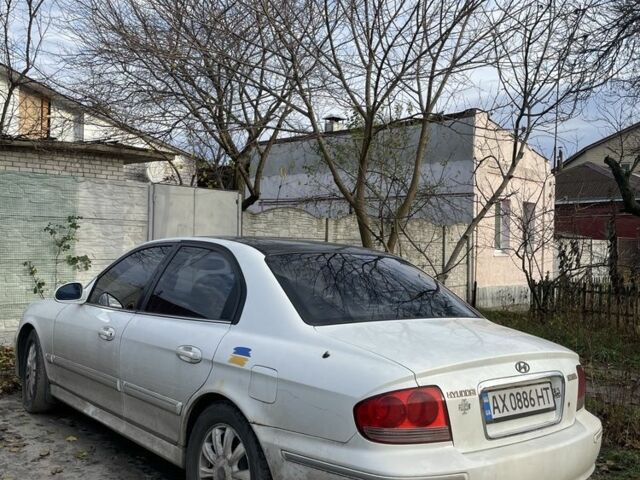 Белый Хендай Соната, объемом двигателя 2.7 л и пробегом 190 тыс. км за 2500 $, фото 4 на Automoto.ua
