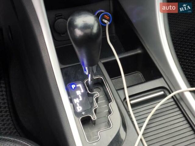 Белый Хендай Соната, объемом двигателя 2.4 л и пробегом 163 тыс. км за 9999 $, фото 22 на Automoto.ua