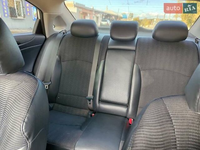 Білий Хендай Соната, об'ємом двигуна 2.4 л та пробігом 148 тис. км за 9500 $, фото 3 на Automoto.ua