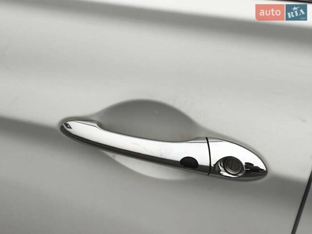 Белый Хендай Соната, объемом двигателя 2.4 л и пробегом 163 тыс. км за 9999 $, фото 9 на Automoto.ua