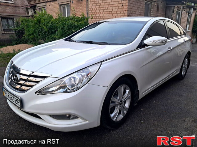 Білий Хендай Соната, об'ємом двигуна 2 л та пробігом 152 тис. км за 9300 $, фото 9 на Automoto.ua