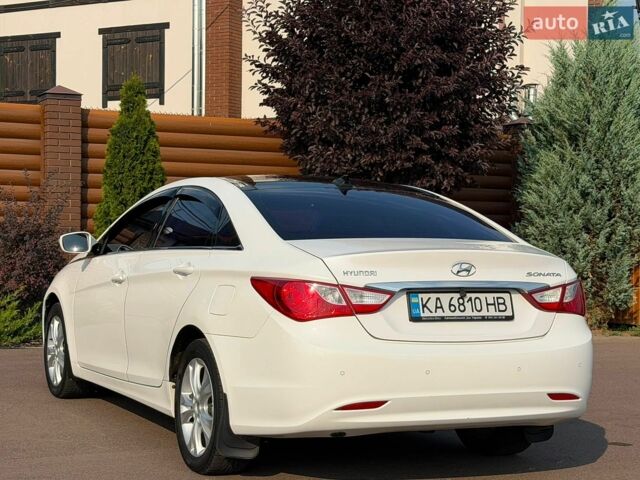 Білий Хендай Соната, об'ємом двигуна 2 л та пробігом 207 тис. км за 8000 $, фото 23 на Automoto.ua