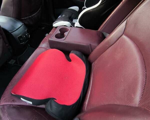 Білий Хендай Соната, об'ємом двигуна 2.36 л та пробігом 693 тис. км за 7500 $, фото 27 на Automoto.ua