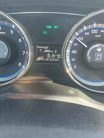 Хендай Соната 2011 в Киеве на Automoto.ua Белый Хендай Соната, объемом двигателя 2 л и пробегом 200 тыс. км за 8319 $, фото 11 на Automoto.ua