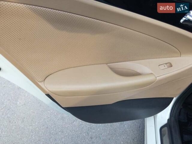 Белый Хендай Соната, объемом двигателя 2.4 л и пробегом 218 тыс. км за 6800 $, фото 16 на Automoto.ua