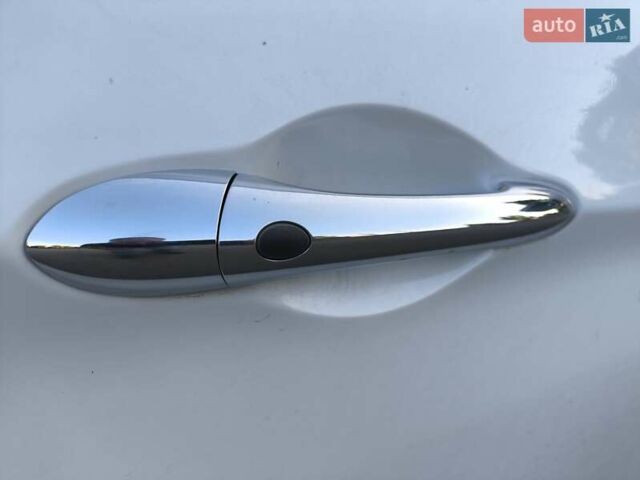 Білий Хендай Соната, об'ємом двигуна 2.36 л та пробігом 693 тис. км за 7500 $, фото 8 на Automoto.ua