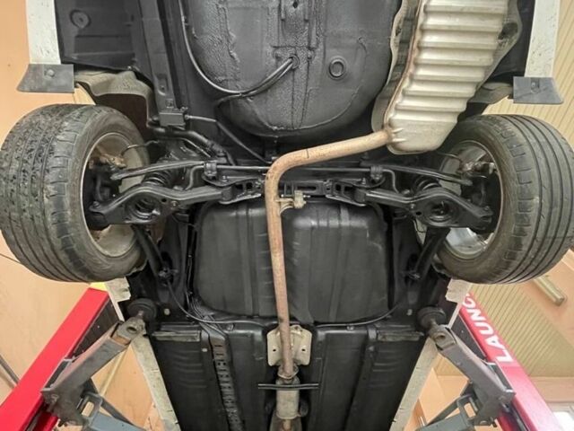 Білий Хендай Соната, об'ємом двигуна 2 л та пробігом 211 тис. км за 10800 $, фото 3 на Automoto.ua