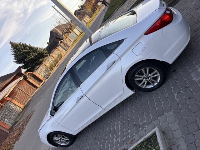 Белый Хендай Соната, объемом двигателя 2.4 л и пробегом 700 тыс. км за 7000 $, фото 8 на Automoto.ua