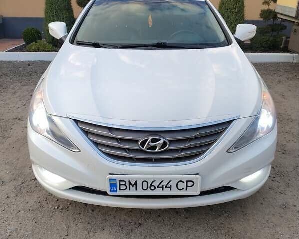 Белый Хендай Соната, объемом двигателя 2 л и пробегом 202 тыс. км за 8400 $, фото 12 на Automoto.ua