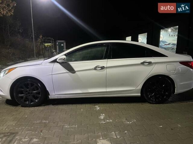 Білий Хендай Соната, об'ємом двигуна 2 л та пробігом 250 тис. км за 8500 $, фото 2 на Automoto.ua