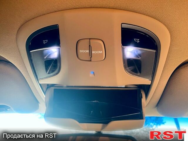 Белый Хендай Соната, объемом двигателя 2.4 л и пробегом 160 тыс. км за 9700 $, фото 6 на Automoto.ua