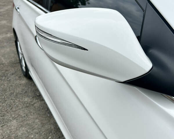 Белый Хендай Соната, объемом двигателя 2 л и пробегом 81 тыс. км за 10000 $, фото 15 на Automoto.ua