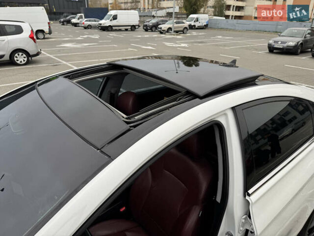 Белый Хендай Соната, объемом двигателя 2.36 л и пробегом 98 тыс. км за 12200 $, фото 22 на Automoto.ua