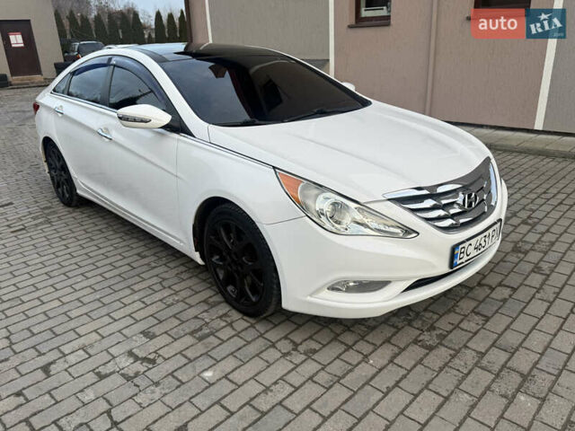 Білий Хендай Соната, об'ємом двигуна 2 л та пробігом 270 тис. км за 6500 $, фото 3 на Automoto.ua