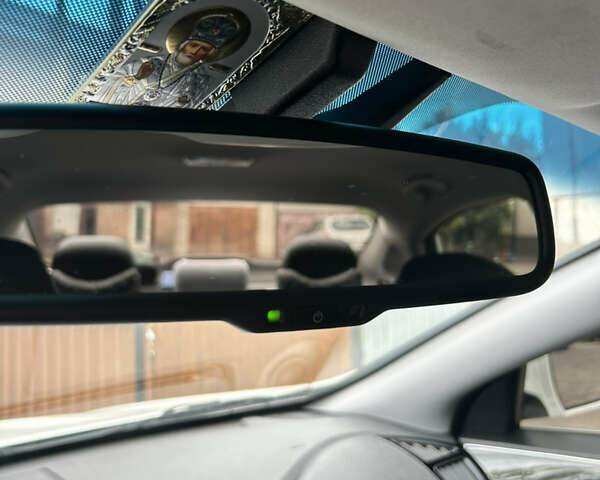 Белый Хендай Соната, объемом двигателя 2 л и пробегом 81 тыс. км за 10000 $, фото 22 на Automoto.ua