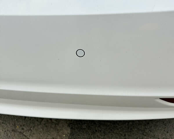 Белый Хендай Соната, объемом двигателя 2 л и пробегом 78 тыс. км за 10000 $, фото 33 на Automoto.ua