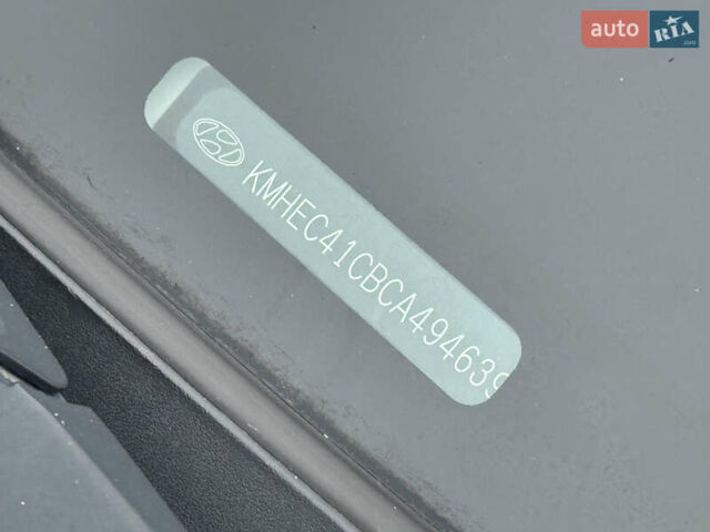 Белый Хендай Соната, объемом двигателя 2.36 л и пробегом 98 тыс. км за 12200 $, фото 26 на Automoto.ua