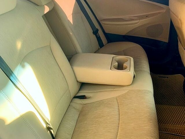 Белый Хендай Соната, объемом двигателя 2.4 л и пробегом 160 тыс. км за 9700 $, фото 5 на Automoto.ua