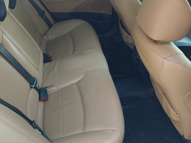 Белый Хендай Соната, объемом двигателя 2.4 л и пробегом 256 тыс. км за 9200 $, фото 8 на Automoto.ua