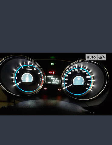 Белый Хендай Соната, объемом двигателя 2 л и пробегом 78 тыс. км за 10000 $, фото 26 на Automoto.ua