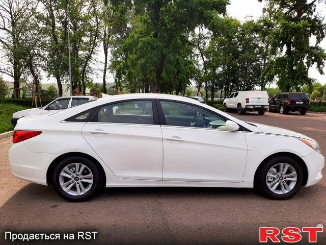 Білий Хендай Соната, об'ємом двигуна 2.4 л та пробігом 230 тис. км за 7000 $, фото 7 на Automoto.ua