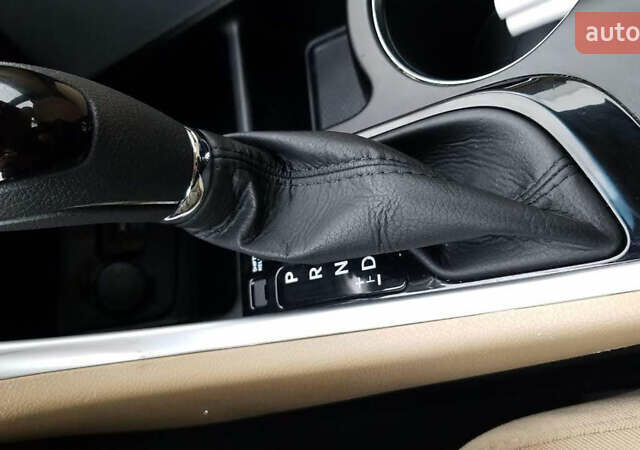 Белый Хендай Соната, объемом двигателя 2.4 л и пробегом 170 тыс. км за 7900 $, фото 9 на Automoto.ua