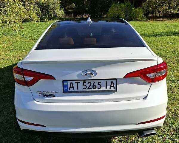 Білий Хендай Соната, об'ємом двигуна 2.4 л та пробігом 210 тис. км за 8999 $, фото 1 на Automoto.ua