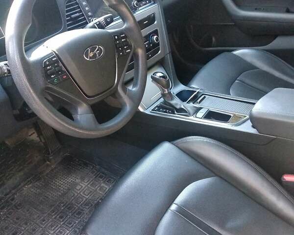 Хендай Соната 2014 в Запорожье на Automoto.ua Белый Хендай Соната, объемом двигателя 2 л и пробегом 138 тыс. км за 16007 $, фото 5 на Automoto.ua
