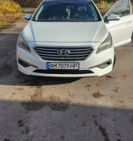 Білий Хендай Соната, об'ємом двигуна 2.36 л та пробігом 220 тис. км за 7900 $, фото 23 на Automoto.ua