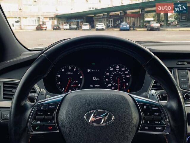 Белый Хендай Соната, объемом двигателя 2 л и пробегом 135 тыс. км за 11799 $, фото 30 на Automoto.ua