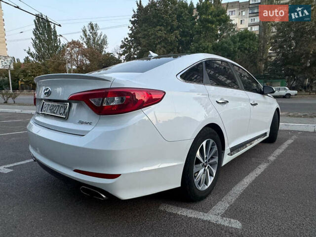 Білий Хендай Соната, об'ємом двигуна 2.4 л та пробігом 115 тис. км за 11000 $, фото 3 на Automoto.ua
