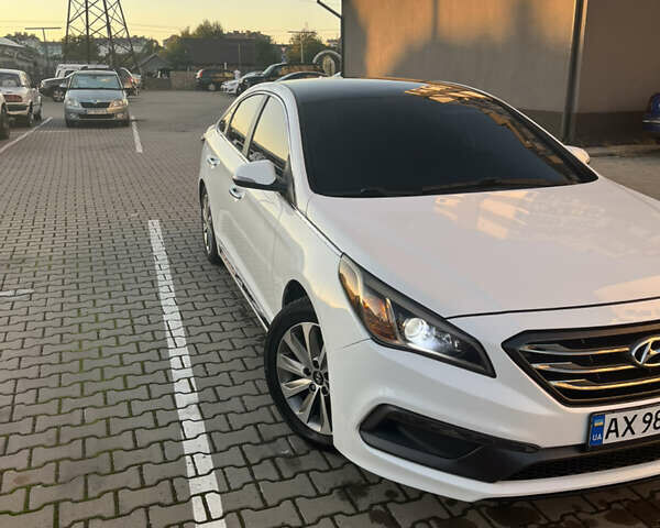 Белый Хендай Соната, объемом двигателя 2.36 л и пробегом 132 тыс. км за 10600 $, фото 6 на Automoto.ua