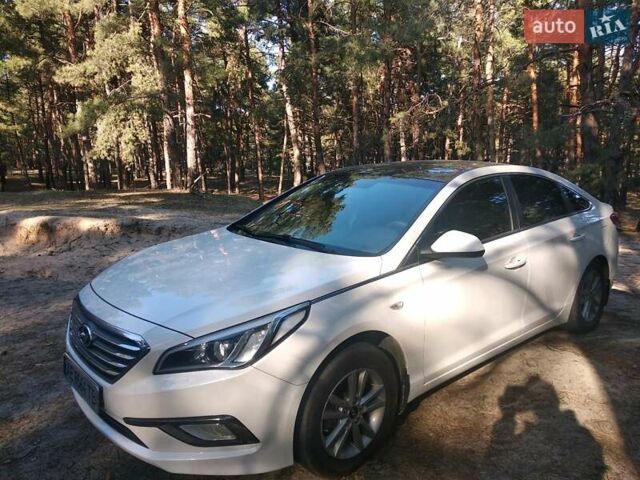 Хендай Соната 2014 в Запорожье на Automoto.ua Белый Хендай Соната, объемом двигателя 2 л и пробегом 138 тыс. км за 16007 $, фото 4 на Automoto.ua