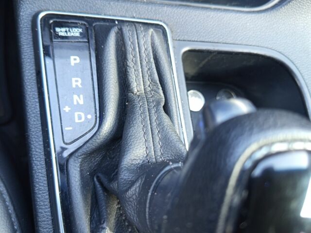 Білий Хендай Соната, об'ємом двигуна 0 л та пробігом 330 тис. км за 10000 $, фото 20 на Automoto.ua