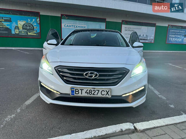 Білий Хендай Соната, об'ємом двигуна 2.4 л та пробігом 115 тис. км за 11000 $, фото 14 на Automoto.ua