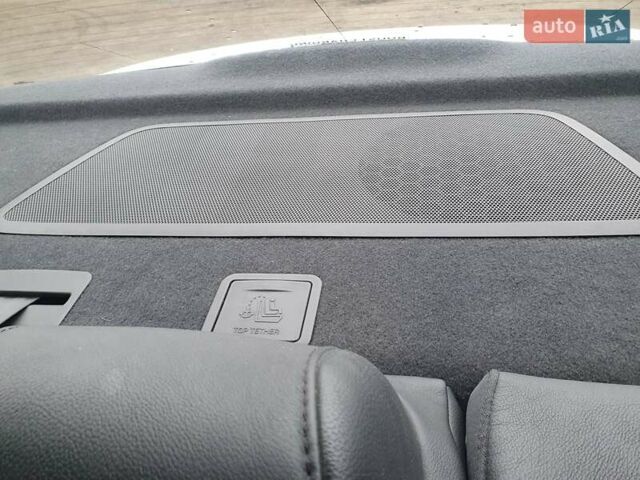 Белый Хендай Соната, объемом двигателя 2.36 л и пробегом 235 тыс. км за 11000 $, фото 26 на Automoto.ua