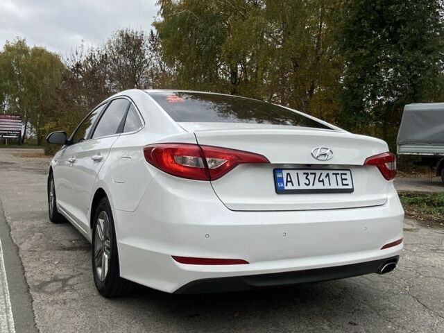 Білий Хендай Соната, об'ємом двигуна 2 л та пробігом 202 тис. км за 8200 $, фото 12 на Automoto.ua