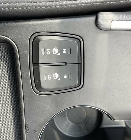 Белый Хендай Соната, объемом двигателя 2.4 л и пробегом 83 тыс. км за 12000 $, фото 24 на Automoto.ua