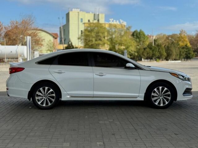 Белый Хендай Соната, объемом двигателя 2.4 л и пробегом 160 тыс. км за 9599 $, фото 3 на Automoto.ua