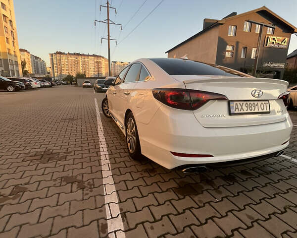 Белый Хендай Соната, объемом двигателя 2.36 л и пробегом 132 тыс. км за 10600 $, фото 27 на Automoto.ua