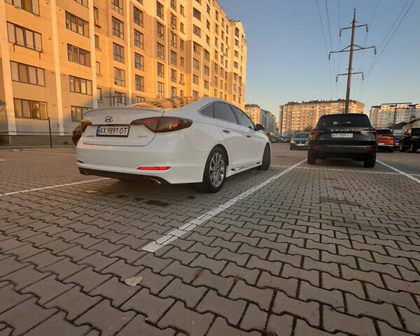Белый Хендай Соната, объемом двигателя 2.36 л и пробегом 132 тыс. км за 10600 $, фото 25 на Automoto.ua