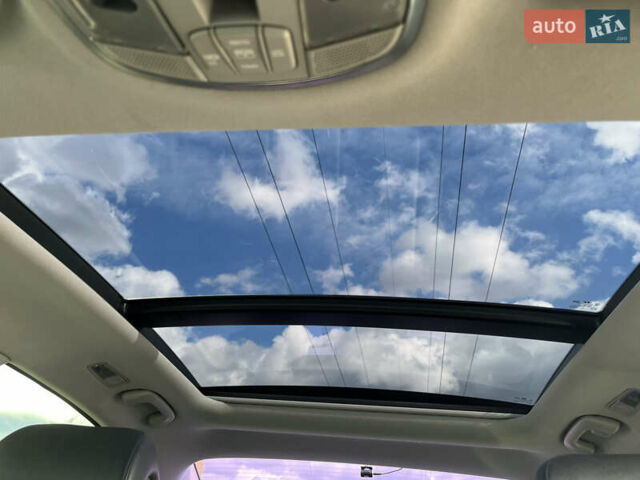 Білий Хендай Соната, об'ємом двигуна 2 л та пробігом 176 тис. км за 12500 $, фото 12 на Automoto.ua