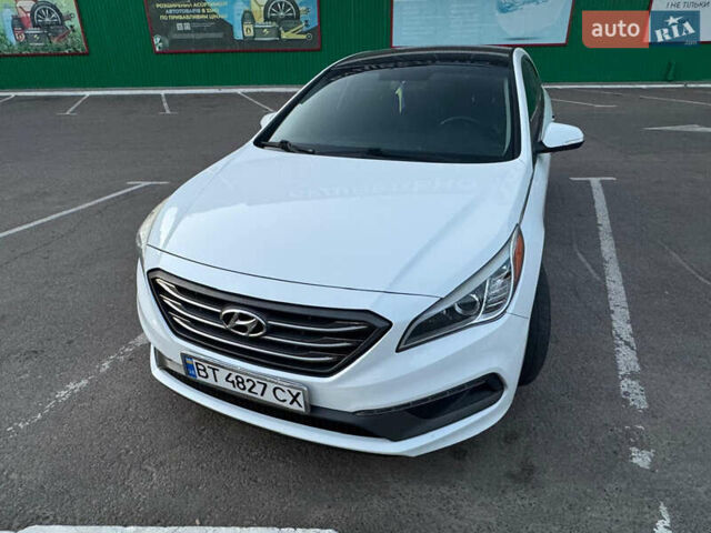 Білий Хендай Соната, об'ємом двигуна 2.4 л та пробігом 115 тис. км за 11000 $, фото 6 на Automoto.ua