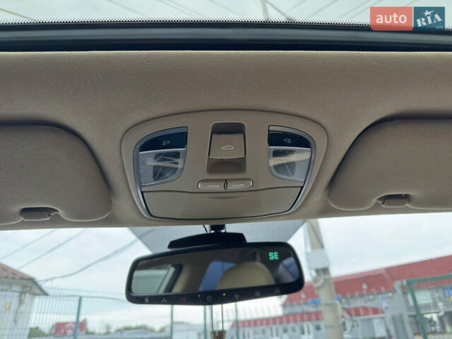 Білий Хендай Соната, об'ємом двигуна 2.36 л та пробігом 212 тис. км за 9990 $, фото 28 на Automoto.ua