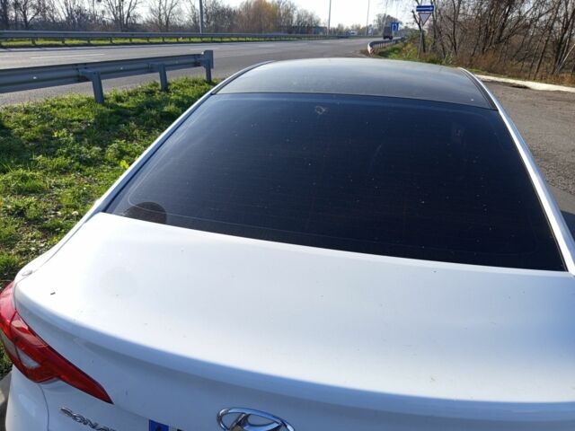 Білий Хендай Соната, об'ємом двигуна 0 л та пробігом 330 тис. км за 10000 $, фото 13 на Automoto.ua