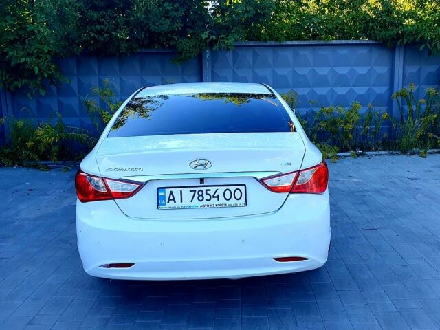 Білий Хендай Соната, об'ємом двигуна 2 л та пробігом 0 тис. км за 6400 $, фото 3 на Automoto.ua