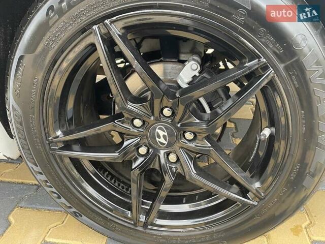 Білий Хендай Соната, об'ємом двигуна 2 л та пробігом 230 тис. км за 7500 $, фото 26 на Automoto.ua