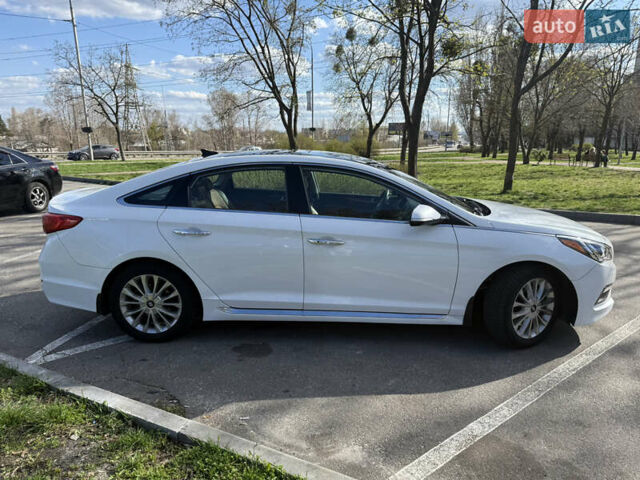 Білий Хендай Соната, об'ємом двигуна 2.36 л та пробігом 132 тис. км за 12000 $, фото 7 на Automoto.ua