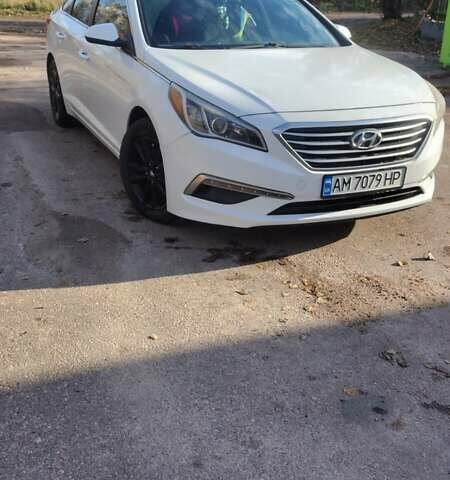 Білий Хендай Соната, об'ємом двигуна 2.36 л та пробігом 220 тис. км за 7900 $, фото 8 на Automoto.ua