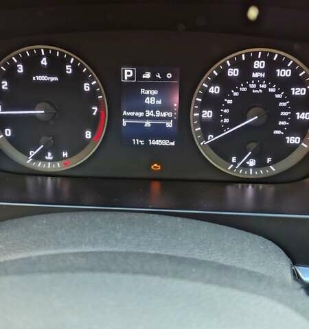 Білий Хендай Соната, об'ємом двигуна 2.36 л та пробігом 220 тис. км за 7900 $, фото 26 на Automoto.ua